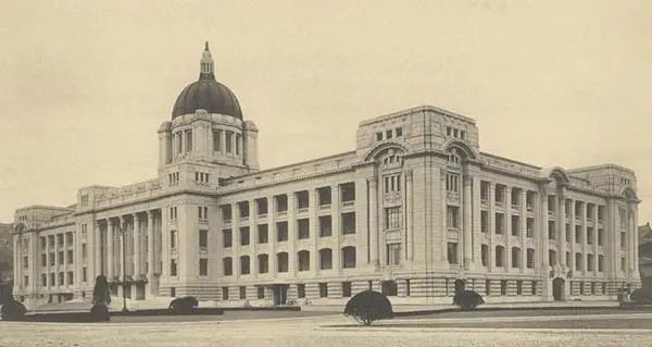 早期的韩国国会（原日本驻朝鲜总督府）